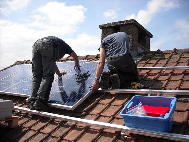 Como llevar el mantenimiento de las placas solares